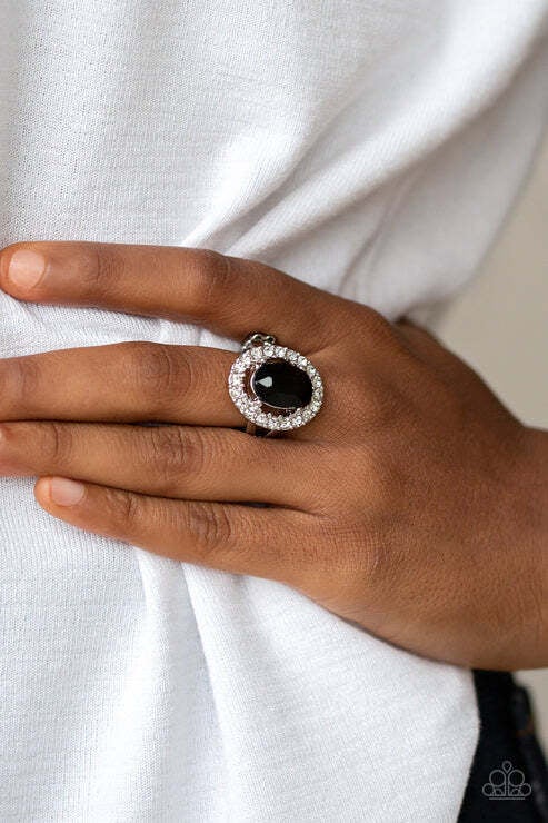 Bling blitz black ring outlet paparazzi